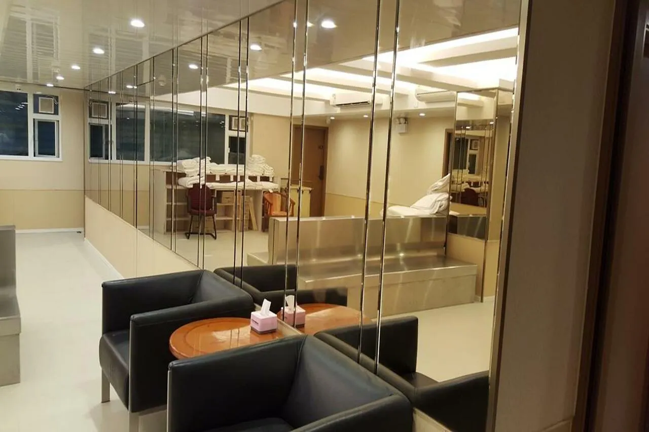 Whole Sunshine International Hotel Hong Kong
